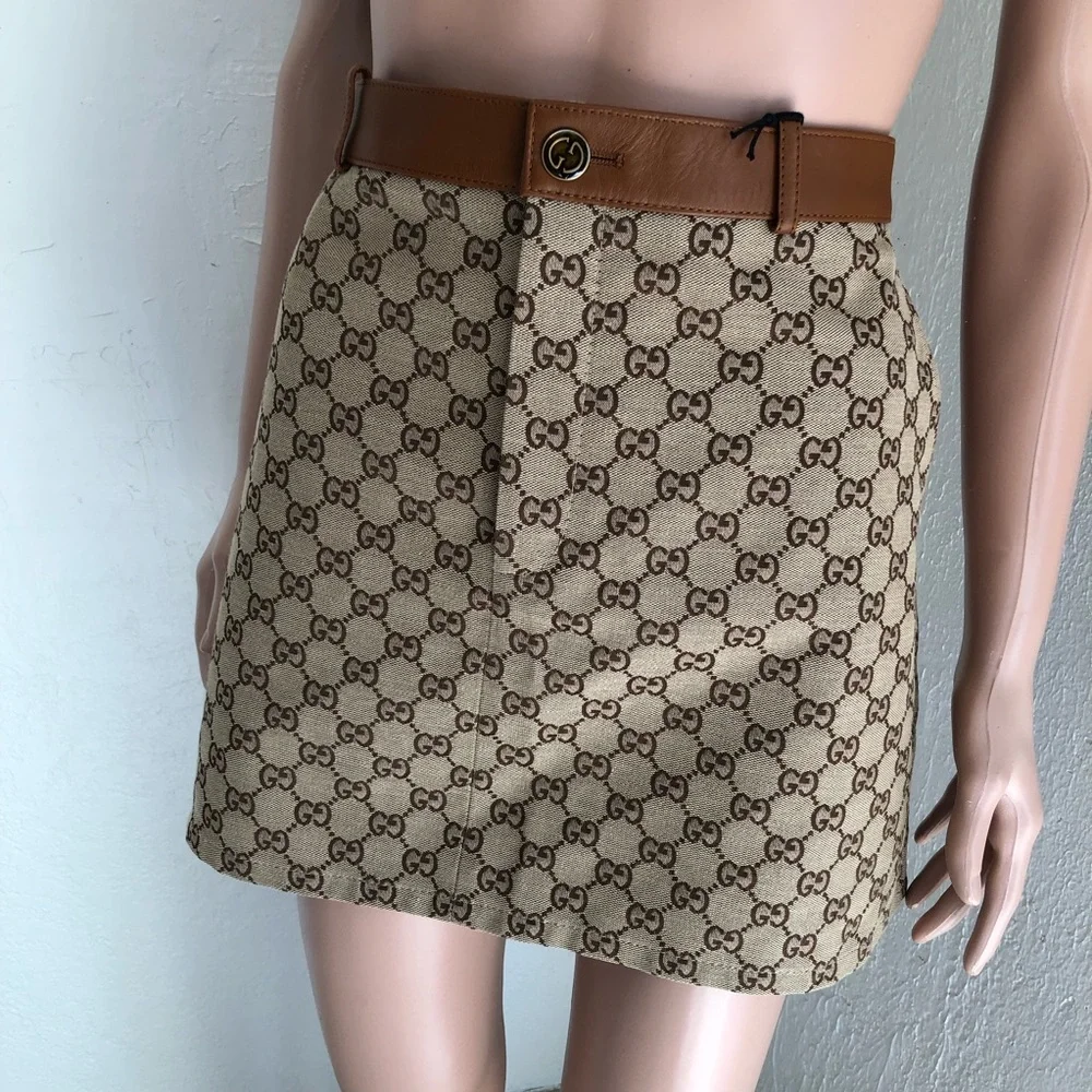Gucci GG Monogram Canvas/Leather Trim Mini Skirt Camel/Ebony Women's Size 46(L) - Picture 15 of 16